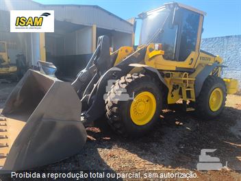 Pá Carregadeira Volvo L90F