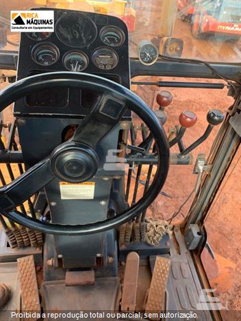 Motoniveladora Komatsu GD555-3