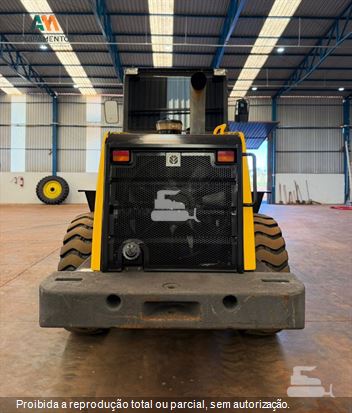 Pá Carregadeira New Holland 12D