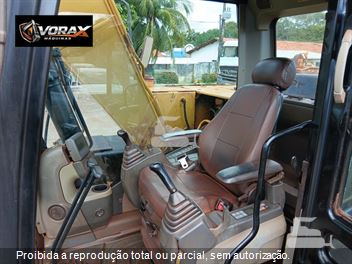 Escavadeira Caterpillar 313D2 GC