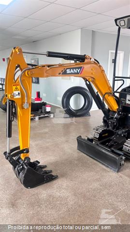 Mini-Escavadeira Sany SY16C