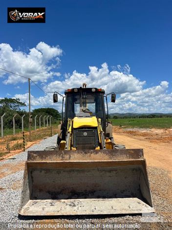 Retro Escavadeira New Holland B110B