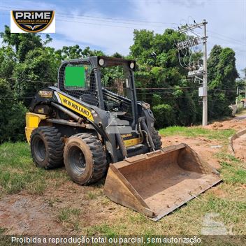 Mini-Carregadeira New Holland L218