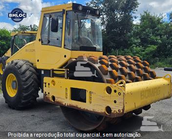 Rolo Compactador Bomag BW 212 D-40