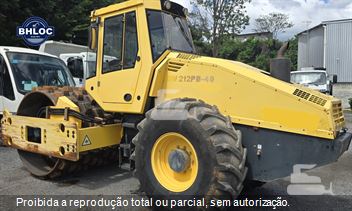 Rolo Compactador Bomag BW 212 D-40