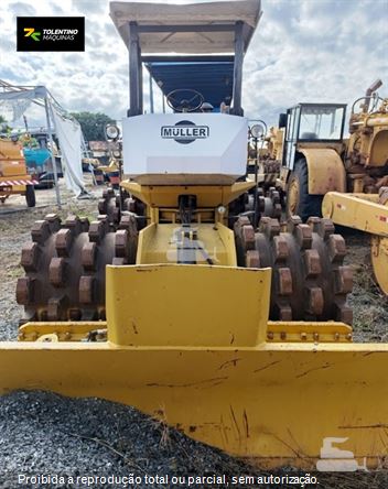 Rolo Compactador Muller TC 18
