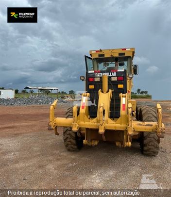 Motoniveladora Caterpillar 140K