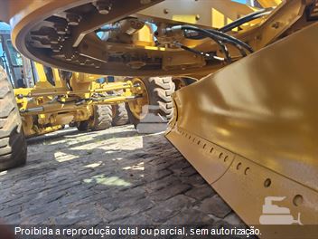 Motoniveladora Caterpillar 140K