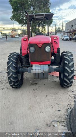 Trator Agrícola Massey Ferguson MF 4275
