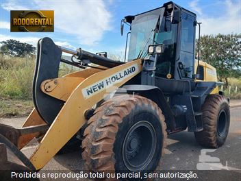 Pá Carregadeira New Holland W170 D