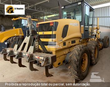 Motoniveladora New Holland RG140B
