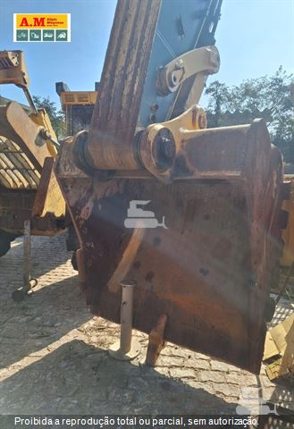 Escavadeira Caterpillar 336DL
