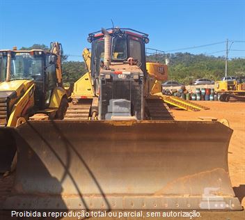 Trator de Esteira Caterpillar D5