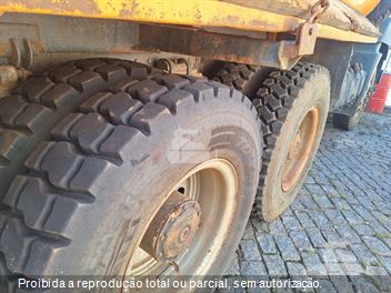 Caminhão Mercedes-Benz Axor 4144 K 6x4 2p (diesel)