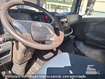 Caminhão Mercedes-Benz Axor 4144 K 6x4 2p (diesel)