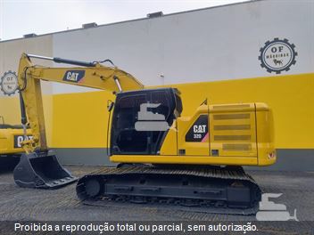 Escavadeira Caterpillar 320