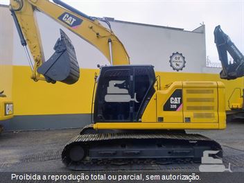 Escavadeira Caterpillar 320