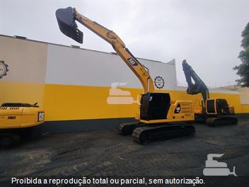 Escavadeira Caterpillar 320