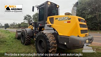Pá Carregadeira New Holland W130 B