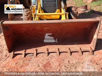 Retro Escavadeira New Holland B95B