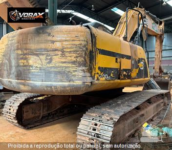 Escavadeira JCB JS200 LC