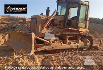 Trator de Esteira Caterpillar D6D