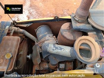 Retro Escavadeira Caterpillar 416E