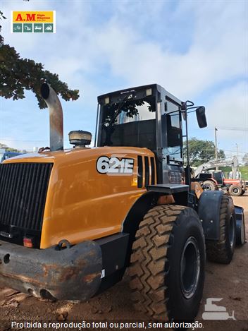 Pá Carregadeira Case 621E