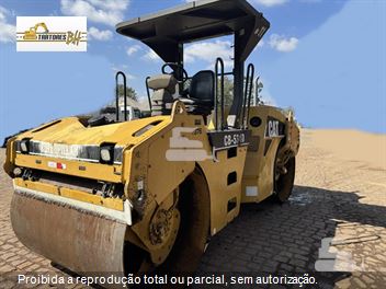 Rolo Compactador Caterpillar CB-534D