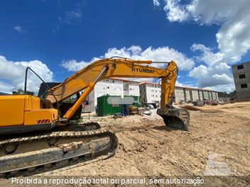 Escavadeira Hyundai R320LC-7
