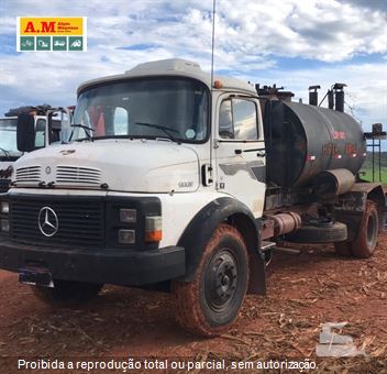 Caminhão Mercedes-Benz 1113 2-Eixos 2p (diesel)
