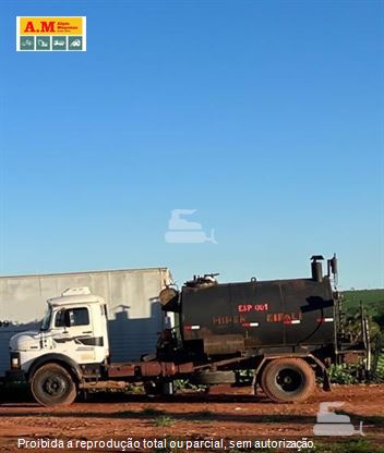 Caminhão Mercedes-Benz 1113 2-Eixos 2p (diesel)