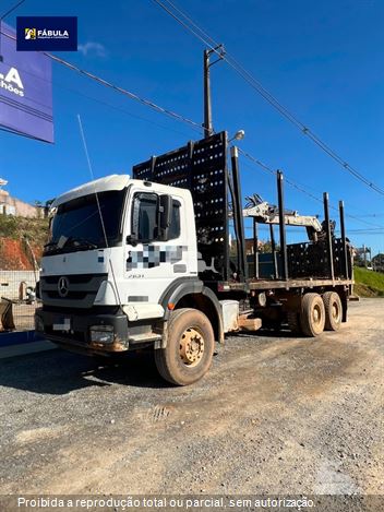 Caminhão Mercedes-Benz Axor 2831 6x4 2p (diesel)