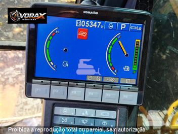 Escavadeira Komatsu PC160