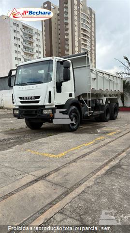 Caminhão Iveco TECTOR 260E30 6x4 2p (Diesel)(E5)