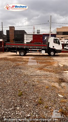 Caminhão Mercedes-Benz Accelo 815 2p (Diesel) (E5)