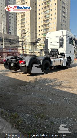 Caminhão MAN TGX 28.440 6x2 2p (Diesel)(E5)