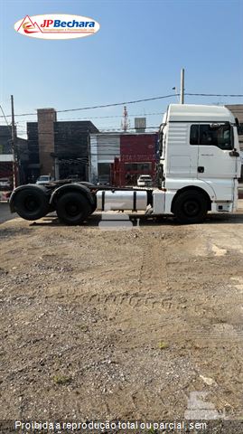Caminhão MAN TGX 28.440 6x2 2p (Diesel)(E5)