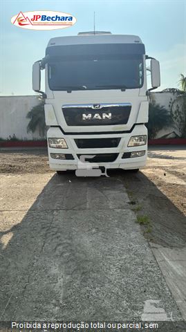 Caminhão MAN TGX 28.440 6x2 2p (Diesel)(E5)