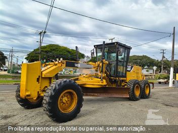 Motoniveladora Caterpillar 140K