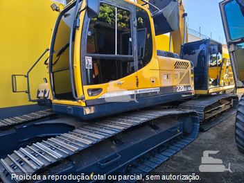 Escavadeira Hyundai R220LC-9