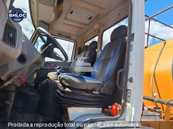 Caminhão Mercedes-Benz 2726 6x4 2p (diesel)