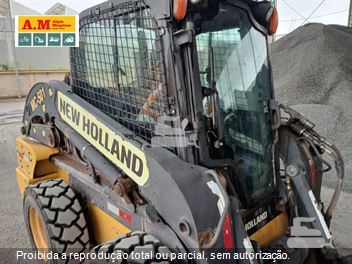 Mini-Carregadeira New Holland L220
