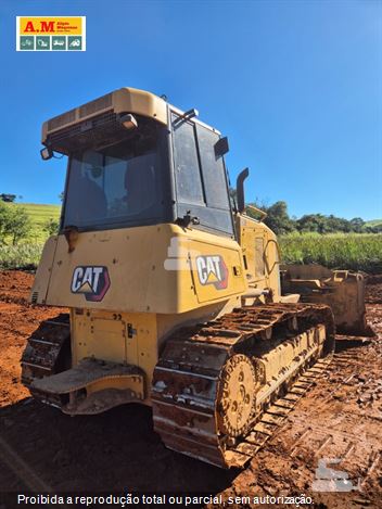 Trator de Esteira Caterpillar D4