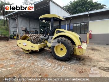 Rolo Compactador Muller VAP70