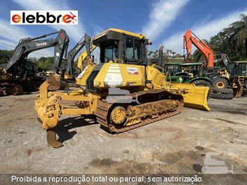 Trator de Esteira Komatsu D61-EX