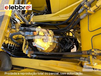 Escavadeira Komatsu PC500