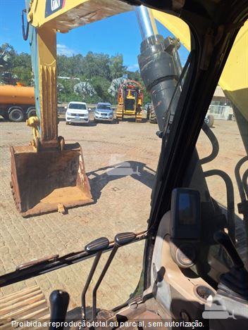 Escavadeira Caterpillar 336DL