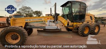 Motoniveladora New Holland RG140B