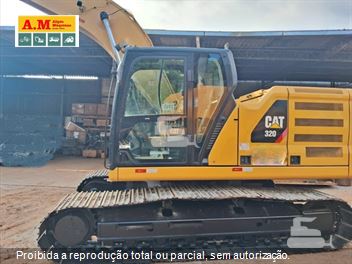 Escavadeira Caterpillar 320